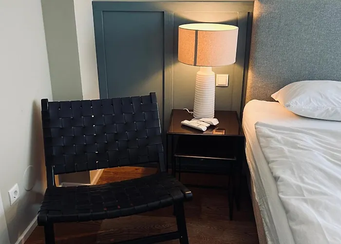 Apartman Stadtwohnung Mit Balkon Bécs